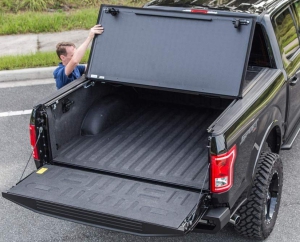 Gator Bi Fold Tonneau Cover My Truck Needs This